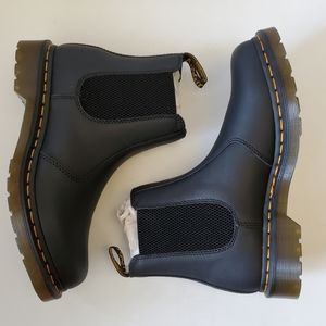 Dr. Marten 2976 Black Leather Chelsea Boot